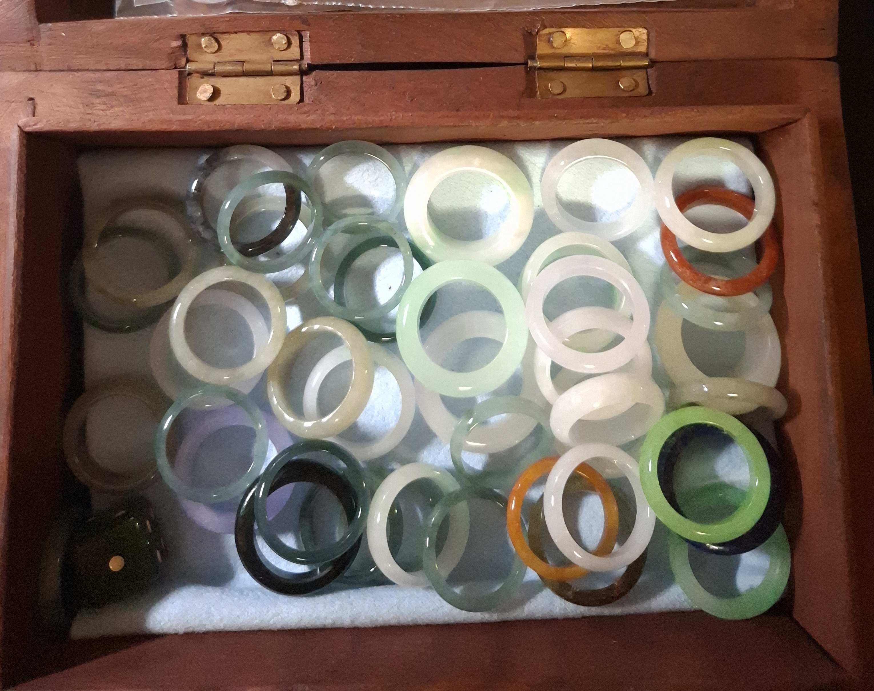 https://cuuxyhbockitmnhytwax.supabase.co/storage/v1/object/public/chamchijs/images/anctalk/3051/eb07468f-4a72-466e-b56f-0d611027f0b4.jpg